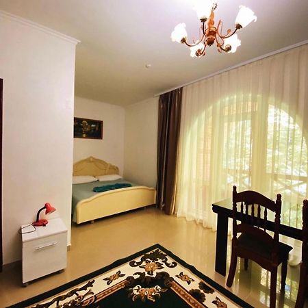 Perlyna Podillyа Hotel ซาตาโนฟ ภายนอก รูปภาพ