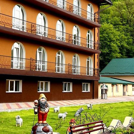 Perlyna Podillyа Hotel ซาตาโนฟ ภายนอก รูปภาพ