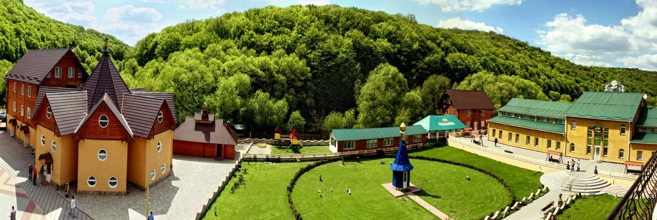 Perlyna Podillyа Hotel ซาตาโนฟ ภายนอก รูปภาพ