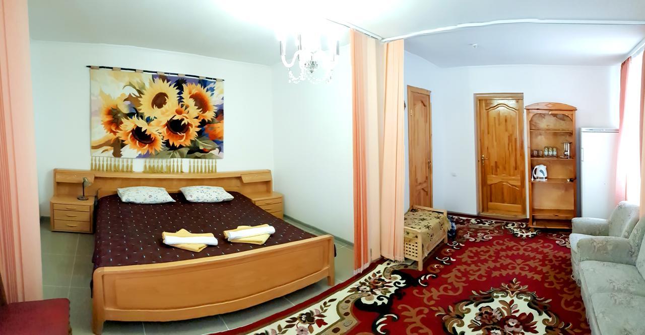 Perlyna Podillyа Hotel ซาตาโนฟ ภายนอก รูปภาพ