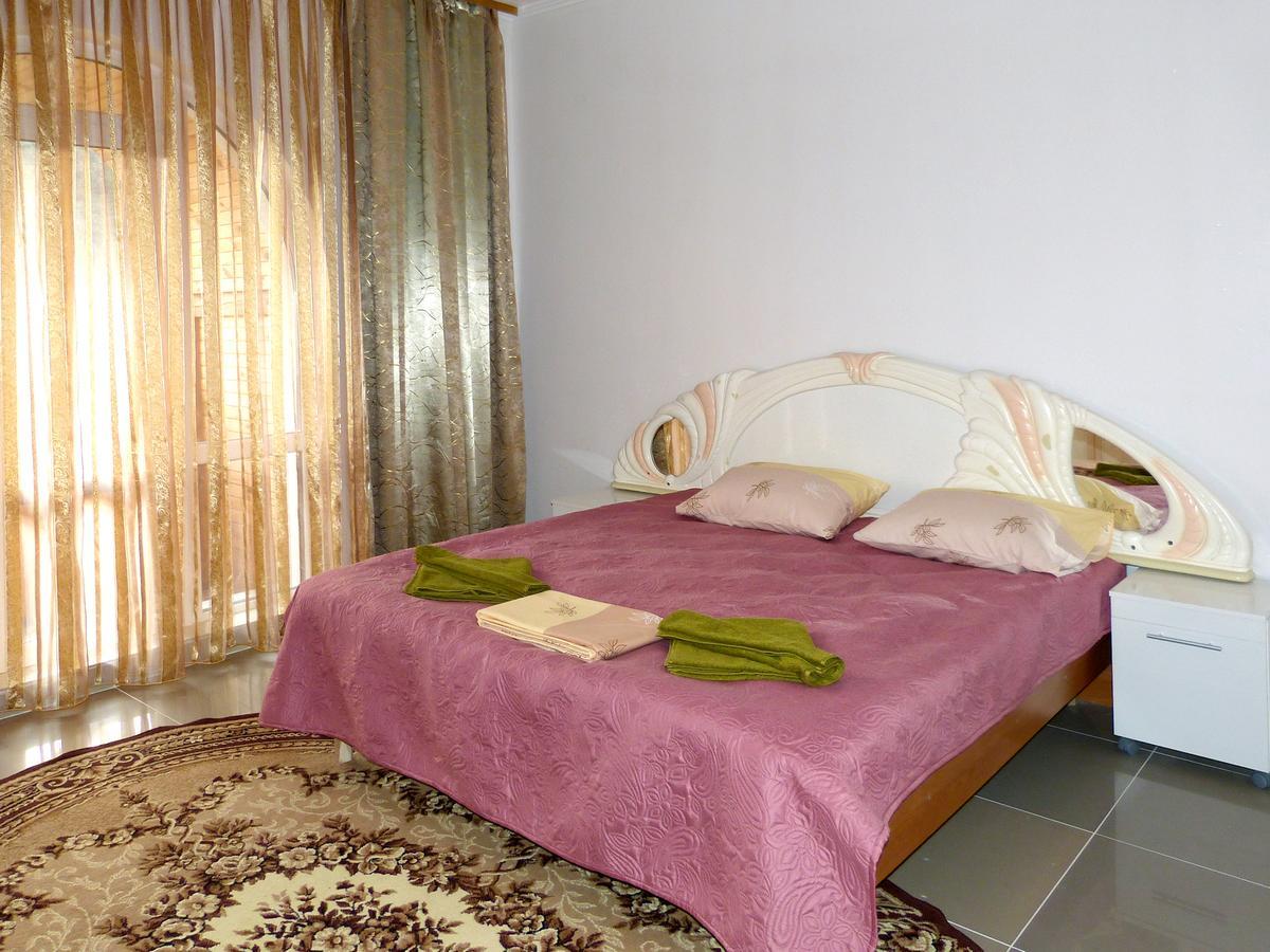 Perlyna Podillyа Hotel ซาตาโนฟ ภายนอก รูปภาพ